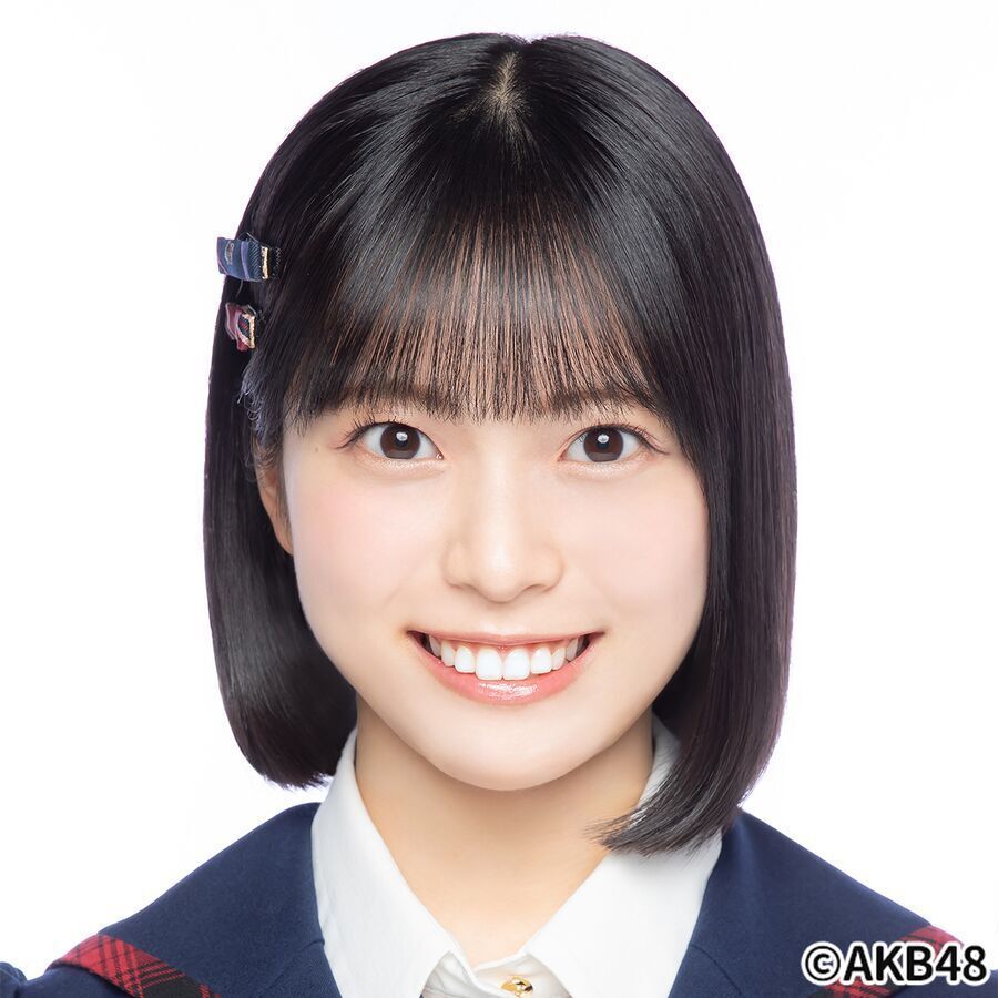 AKB48 and Yhaho 新井彩永 | Zaiko