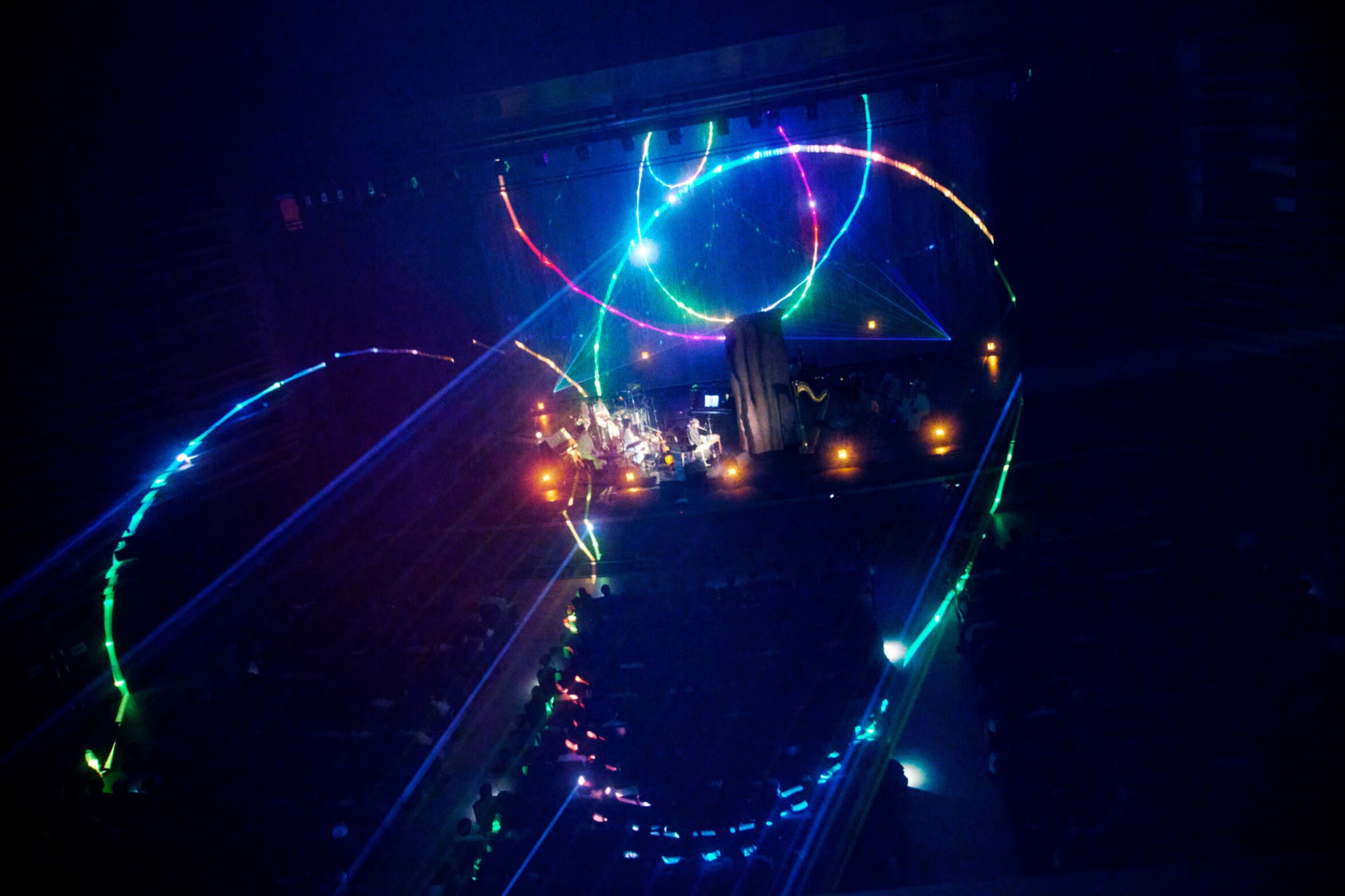 ICHIKO AOBA “Luminescent Creatures” World Premiere