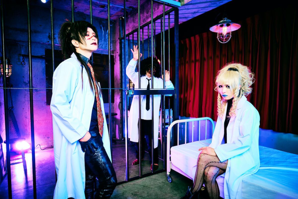 でこぽんpresents「地下室の手記-症状1.psychopathy-」
