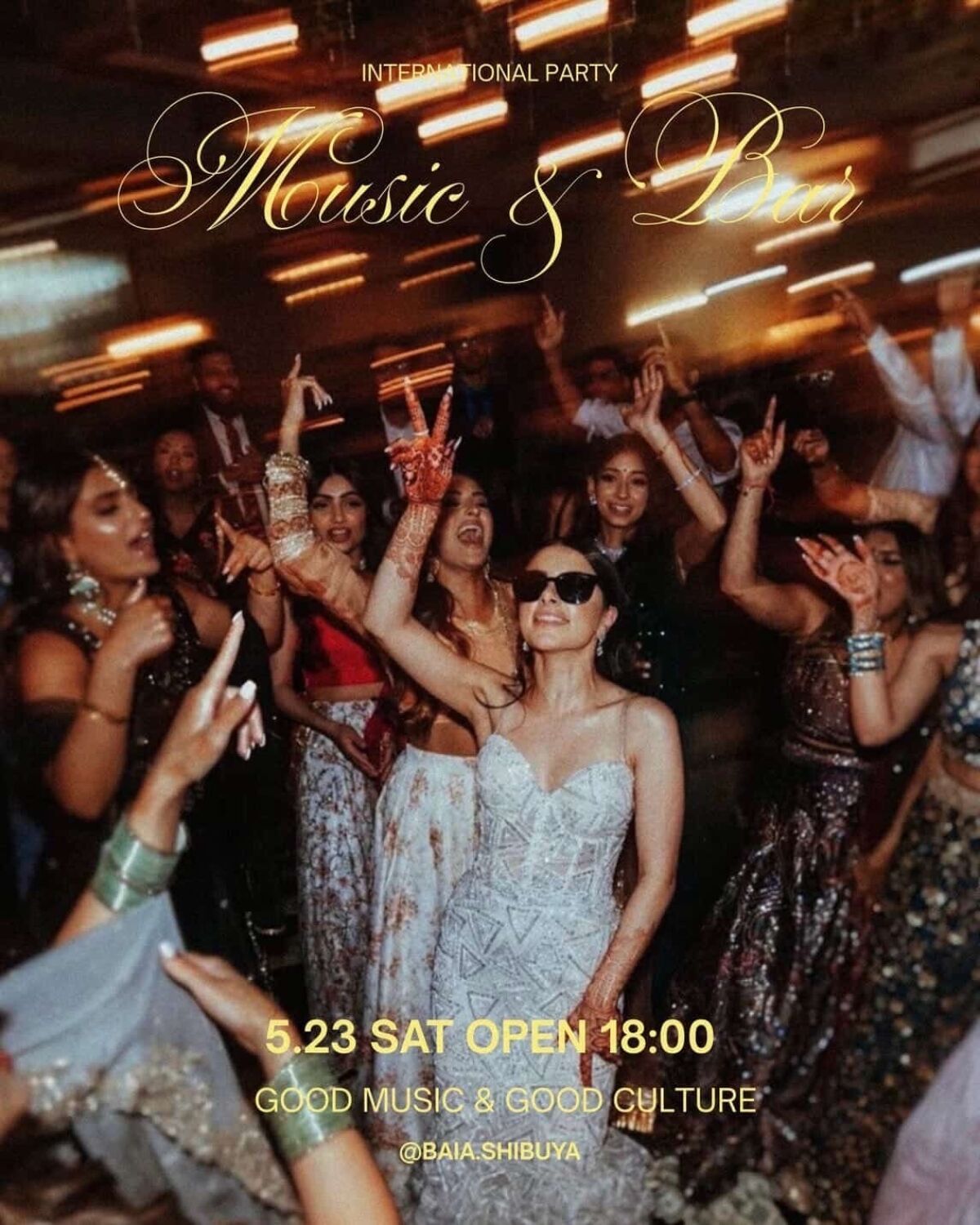 MUSIC & BAR
