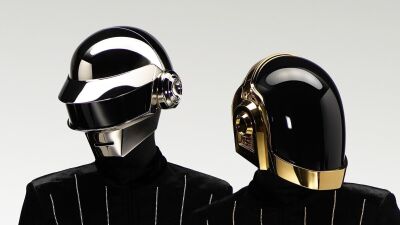 Daft Punk (ダフト・パンク) 、AIR (エール)、Justice (ジャスティス) 等の "フレンチ・タッチ" と呼ばれるフランスのエレクトロニック・ミュージックがフランスの無形文化遺産リ