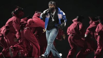 大成功を収めたKendrick Lamar (ケンドリック・ラマー) のスーパーボウル・ハーフタイムショー、一方で「子どもに見せたくない」「白人の出演者が一人もいなかった」等、125件の苦情