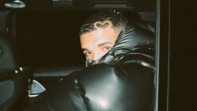 Drake (ドレイク) 、ケンドリック・ラマーの「Not Like Us」が金を払って違法に放送回数を増やしたという訴えについて、違法性なしの証拠提示を受け取り下げ…しかしなおUMGとは紛争中