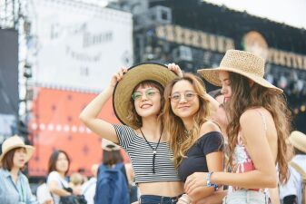 【GREENROOM FESTIVAL ’18​ ライブレポート】フォトジェニックな会場で潮風の中最高のグルーヴを満喫