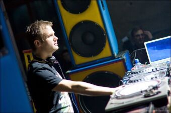 2017年DJMag20位！オランダ生まれの『ダッチトランス』の継承者【Dash Berlin】