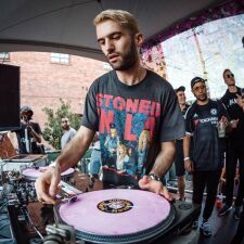 DJ界の生きるレジェンド、A-Trakが新たなDJコンテストを主宰。ジャッジにはDiploやmijaも参加！
