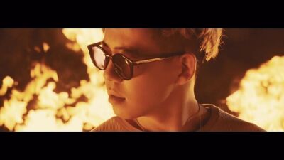 清水翔太、New Single『FIRE』発売決定。炎の中でパフォーマンスするMV同時公開！