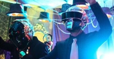 スパイダーマンがDaft Punkでダンス！？Daft Punkのサプライズステージの模様もチェック！