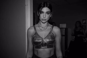 【Dua Lipa】25曲を収録したアルバムをリリース！