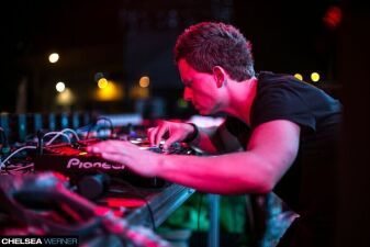 Fedde Le Grandが新曲「Firestarter」MV公開【Music Circus出演】