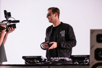 ULTRA JAPAN出演のSam FeldtがAkonとコラボ新曲リリース！ミュージックビデオも公開