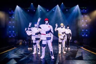 JABBAWOCKEEZ & Tiesto!! 世界最高峰の覆面ダンサーユニットと世界No.1DJがコラボ！