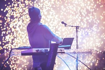 Porter Robinsonのニュープロジェクト始動！別名義でのデビューシングルが公開