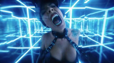 Halsey（ホールジー）が新曲、新アルバムについてラジオ番組で語ったこととは？