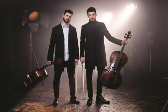2CELLOS、最新映像は「グラディエーター」！ニュー・アルバムは世界40カ国で１位を記録！