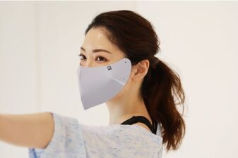 UV99%カット＆メイク崩れの心配なし！耳ゴム紐なしで装着可能なマウスシールド「BREATHE SCREEN MONOTONE」は夏場の優れもの！マスクによる熱中症対策にも