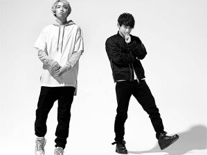 SKY-HI×SALU新曲”RAPSTA”撮りたい放題のオーディエンス参加型LIVE映像公開!!