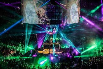 EDC JAPAN注目アーティスト！Fatboy Slimがinsomniacのインタビューで語った日本への思いとは？