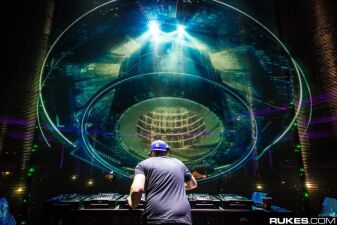 あなたの常識を超えるEric Prydzの最新ホログラムマッピング！音楽を視覚で体感、ホログラムのティーザーが公開