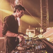 曲作りの参考に！KSHMRが約100分にわたる作曲レッスン動画を公開