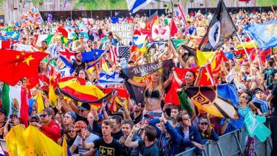 ベルギー国王が建国記念日にTomorrowlandを訪問！