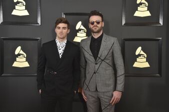 グラミー受賞の今世紀最大デュオがW公開！The Chainsmokers、最新シングルMVとリミックスEP同時リリース！