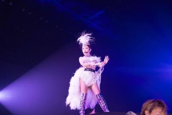 浜崎あゆみ、全国60公演ロングツアー、初日横浜アリーナ公演開幕！