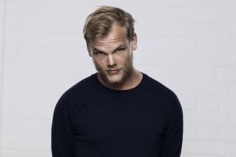【Avicii】復活のNew EP『Avīci』がiTunesトップアルバムでウィークリー・チャート1位を獲得！