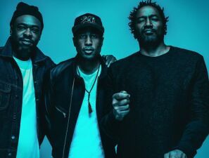 ATCQ、全米を制覇した奇跡の最新作より「ウィー・ザ・ピープル...」が日本限定アナログ盤として本日発売！