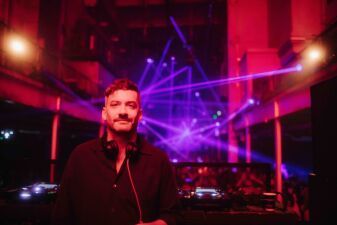 フジロックを踊り狂わせたBONOBO (ボノボ) 、2023年1月13日 (金) 大阪、1月15日 (日) 東京にてDJセットでの来日公演決定！