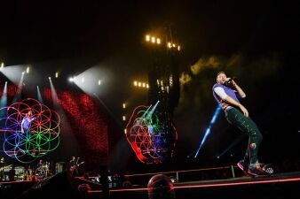 コールドプレイ、3年振りの来日公演でキャリア初となる東京ドーム公演を完遂！