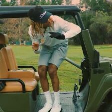 Rae Sremmurd、プレッピーなゴルファー姿に変身！「Swang」の新たなMVを公開