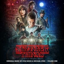 多くのDJもサウンドトラックを絶賛する夏ドラ注目度No.1 Stranger Thingsがフェス進出？！