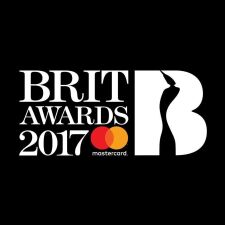 チェインスモーカーズ×コールドプレイの話題曲も披露！イギリス版グラミー、Brit Awards 2017受賞者発表！