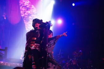 和楽器バンド、新年会ライブでのべ15,000人を圧倒！3rdフルアルバム「四季彩-shikisai-」の発表も！