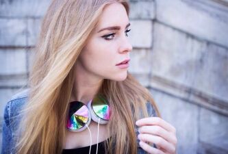 The Chainsmokers「All We Know」の歌詞を書き下ろしたスウェーデン発のシンガーソングライターは？