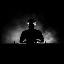 ERIC PRYDZ、癌で亡くなったファンのために6万ドルを寄付