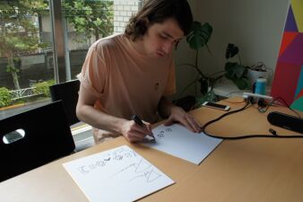 【iFLYERプレゼント企画】Porter Robinsonの直筆サイン入り色紙が当たる！応募方法も発表！