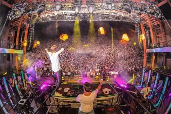 The Chainsmokers夢の会場Red Rocksでの公演にて新曲を公開！最新事情にせまる。