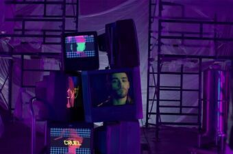 元ワン・ダイレクション、ZAYN出演の最新ミュージックビデオは、クラブをモチーフとしたアートワーク