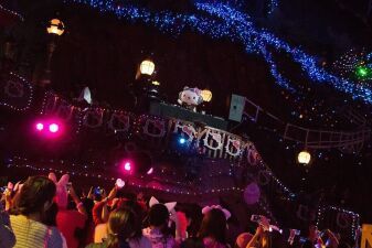 【PINK sensation 2017レポート】ハローキティ・マイメロディと踊り明かす大人のハロウィンナイト！