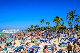 DJ SnakeやMarshmelloが出演した「Holy Ship 8.0」の疑似体験ができる360度ムービーが完成！
