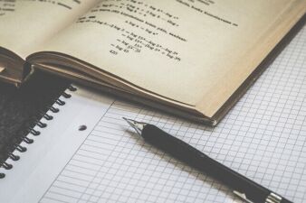 勉強のお供にチルな癒し系ヒップホップビートはいかが？便利なYoutubeチャンネルをご紹介！