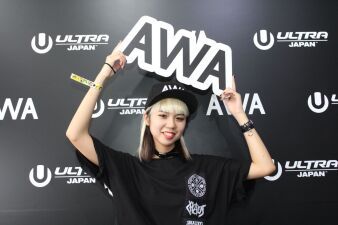 ULTRA JAPANに最年少出演を果たしたガールズDJのニューアイコン、DJ moeにiFLYER独占インタビュー！