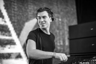 HardwellがDiploのラジオ番組に出演し、ラテンミュージックやR&BがメインのDJセットを披露！