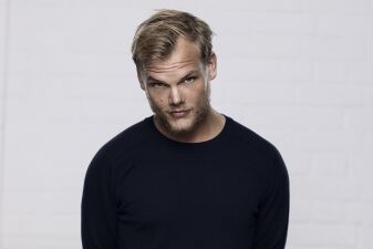 【Avicii】世界を躍らせるプロデューサーAvicii New EP『AVĪCI』世界同時配信開始！