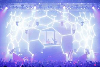 中田ヤスタカときゃりーぱみゅぱみゅの東名阪ツーマンライブツアーレポート