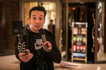 Laidback Lukeが定期更新しているVlog(ビデオブログ)で使っているカメラや撮影のコツを紹介！　
