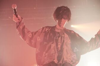 「米津玄師 2016 TOUR / はうる」ファイナル公演ライブレポートが到着！