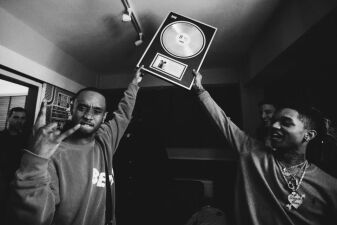 「SremmLife 2」のアルバムが絶好調のRae SremmurdのステージにDrakeがスペシャルゲストで登場！